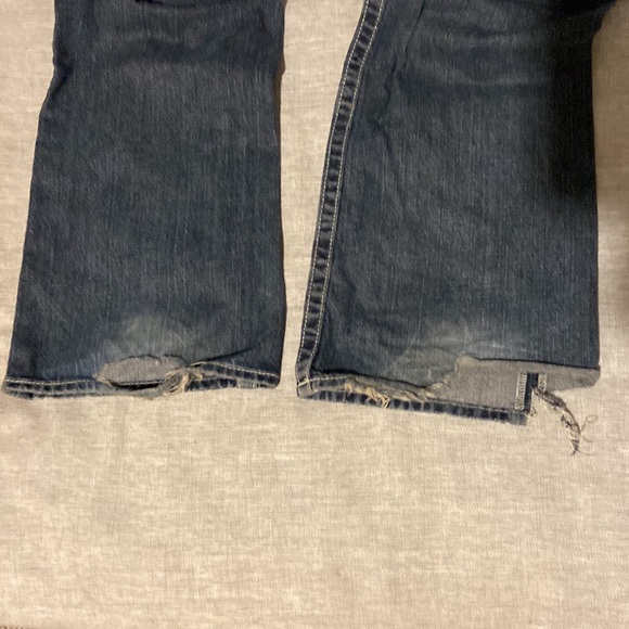 True Religion jeans. Section: Billy, Seat: 34, Size: 32. - Picture 7 of 7